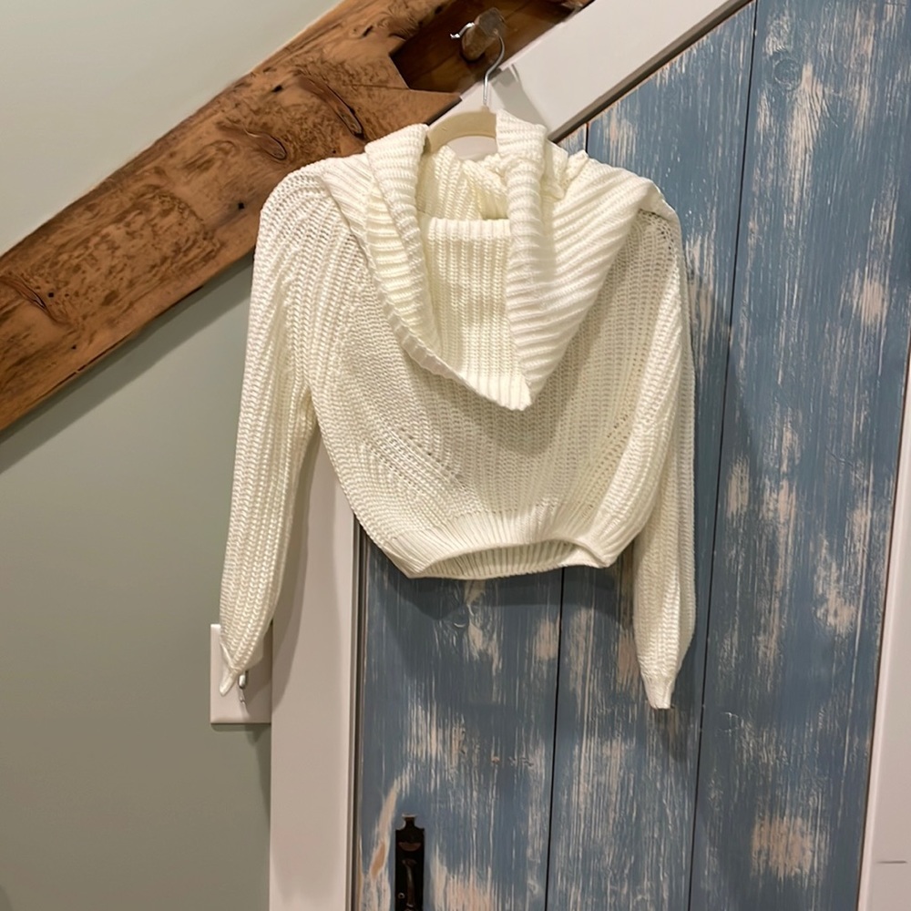 Lulus sweater